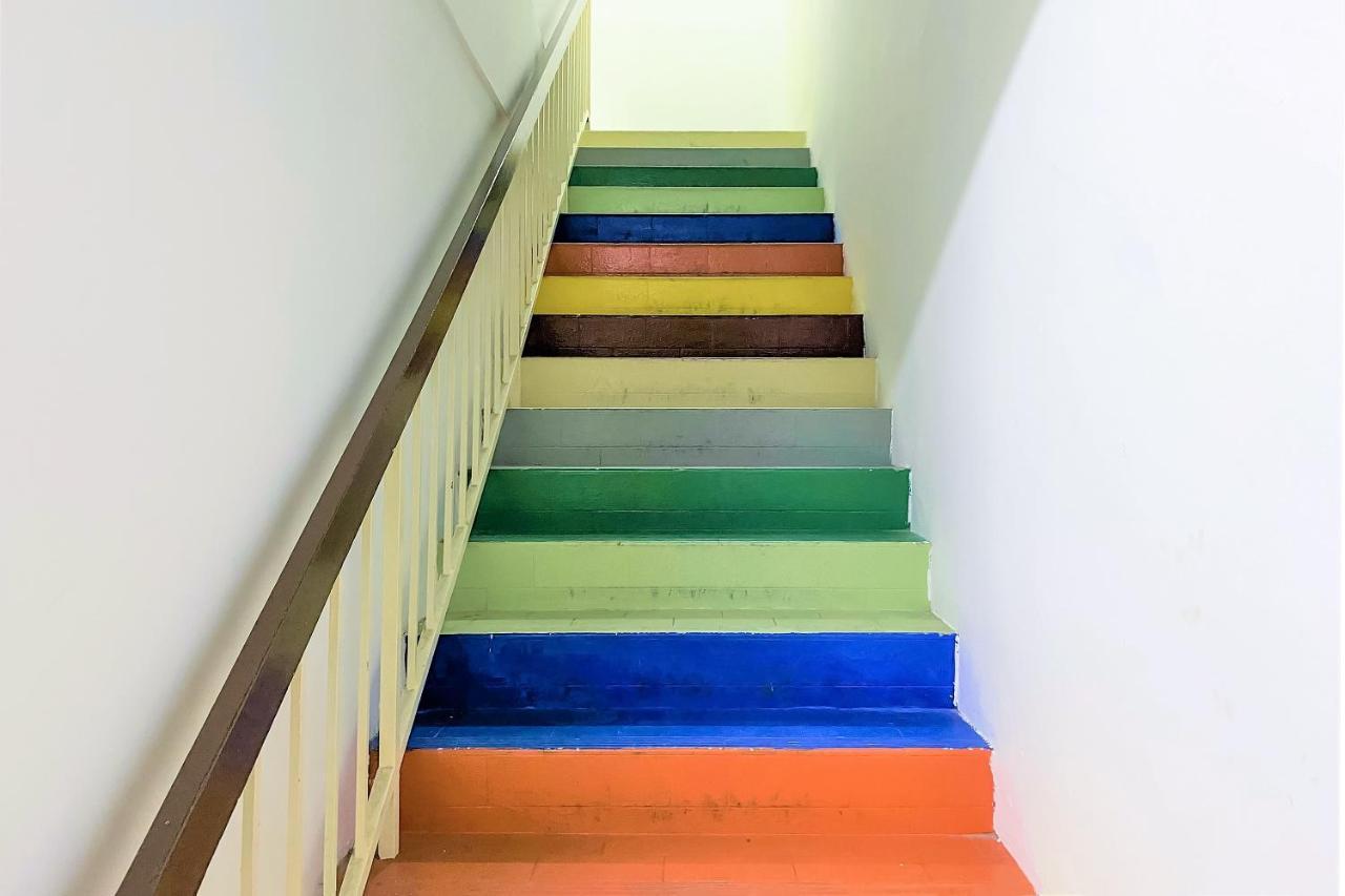 Spot On 90123 Rainbow Guest House George Town Esterno foto